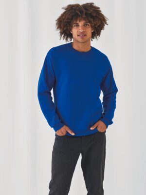 Sweat B&C ID.202 col rond unisexe. 280 g/m², 80 % coton peigné / 20 % polyester. Intérieur gratté, surface lisse parfaite pour marquage professionnel. bleu royal