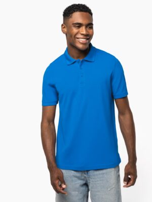 Polo piqué homme Kariban K241. 100 % coton, grammage 200 g/m². Coupe droite, col classique, parfait pour broderie et flocage dans un cadre professionnel.bleu royal