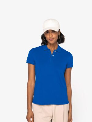 Polo Native Spirit NS208 femme. 100 % coton biologique piqué, 220 g/m², coupe droite. Col côtelé, boutons recyclés, side vents. Idéal pour broderie ou flocage professionnel. bleu royal