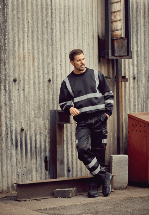 Sweat-shirt col rond YHVJ510 YOKO. Haute visibilité, confortable et résistant, idéal pour le travail en extérieur et la personnalisation textile.