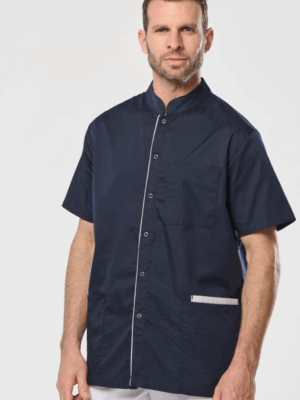 Blouse homme WK505 en polycoton. Résistante, pratique et confortable avec boutons-pression. Idéale pour les métiers du service, de la santé ou de la restauration.