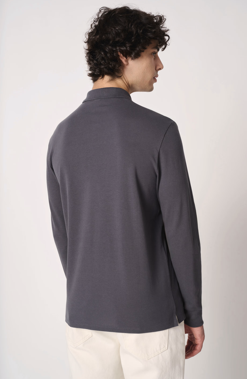 Polo homme manches longues IB290 Idéal Basic. Style classique, maille piquée 100 % coton, confortable et idéal pour la personnalisation textile.