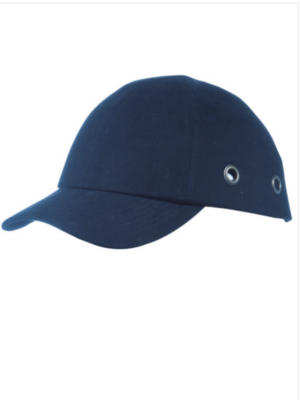 Casquette de sécurité légère dotée d’une calotte résistante en ABS et personnalisable. Elle protège dans le cas de heurt. Bande auto-agrippante à l’arrière. Elle répond à la norme EN 812 Bleu