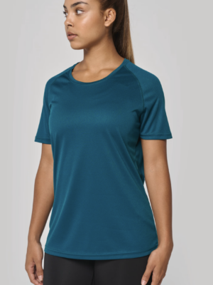 T-shirt de sport femme PA4013 à col rond en matière recyclée, léger et respirant. Idéal pour l’entraînement, les activités sportives et la personnalisation textile.